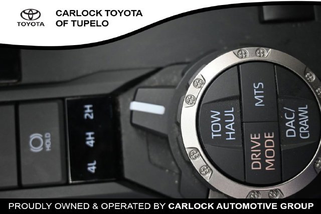 Used 2025 Toyota Tacoma TRD Off-Road AWD/4WD image 38