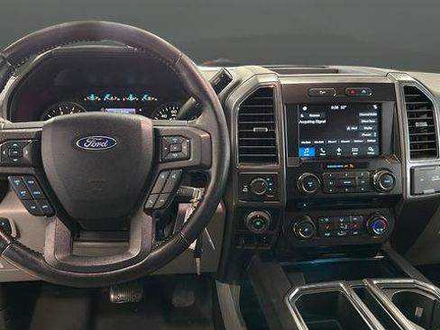 Used 2018 Ford F150 XLT w/ Equipment Group 302A Luxury AWD/4WD image 11