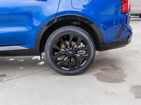 Used 2023 Kia Sorento SX image 30