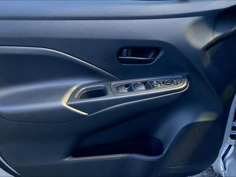 Used 2024 Nissan Versa S w/ Trunk Package image 20