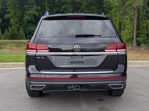 Used 2022 Volkswagen Atlas SE w/ Black Wheel Package FWD image 4