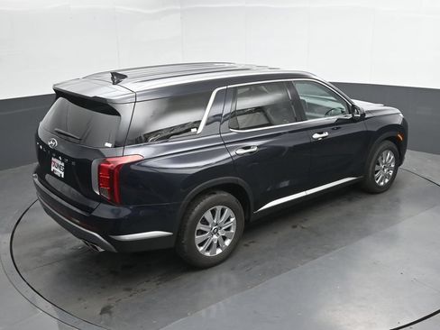 Used 2024 Hyundai Palisade SEL FWD image 32