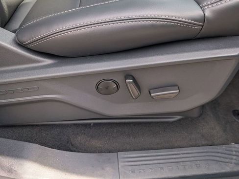 New 2025 Ford Expedition Platinum w/ Stealth Performance Package image 50