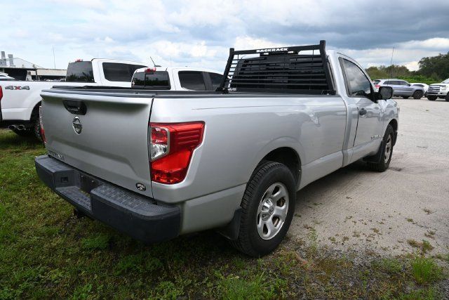 Used 2018 Nissan Titan S RWD image 18