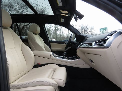 Used 2020 BMW X5 xDrive40i w/ Convenience Package image 13