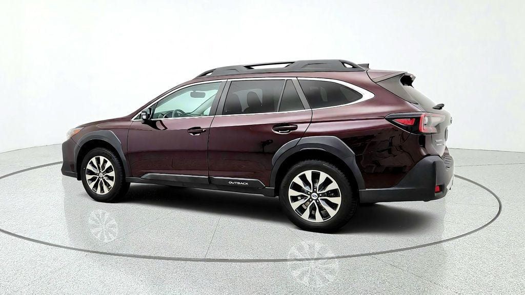 Used 2024 Subaru Outback Limited XT AWD/4WD image 7