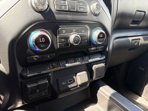 Used 2021 GMC Sierra 1500 Elevation w/ Preferred Package RWD image 15