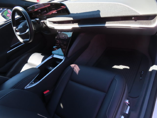 Used 2024 Lucid Air Pure RWD image 36