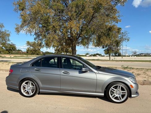 Used 2010 Mercedes-Benz C 300 Sedan image 51