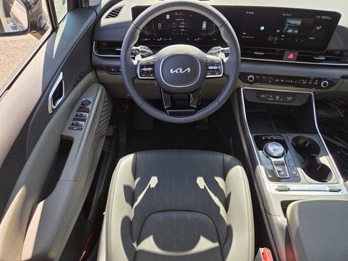 New 2026 Kia Carnival SX FWD image 10