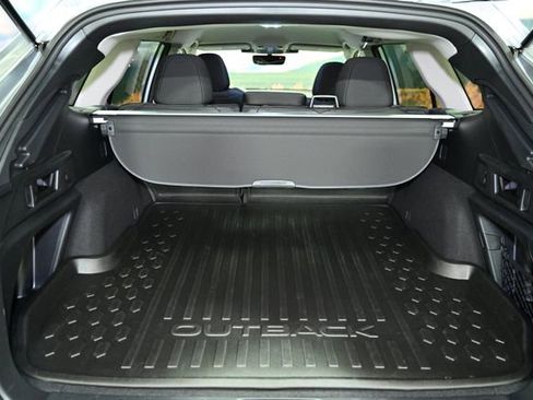 Used 2025 Subaru Outback Premium w/ Popular Package #1A image 55