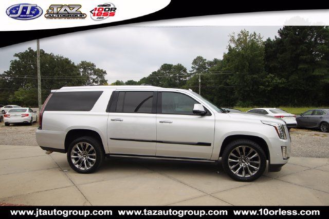 Used 2019 Cadillac Escalade ESV Premium Luxury w/ Escalade Sport Edition AWD/4WD image 8