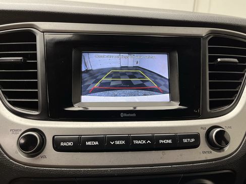 Used 2020 Hyundai Accent SE FWD image 5