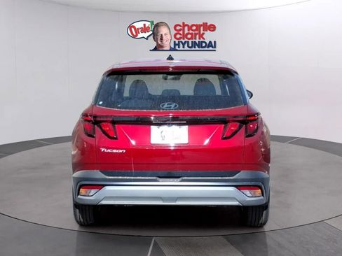 New 2026 Hyundai Tucson SE FWD image 4