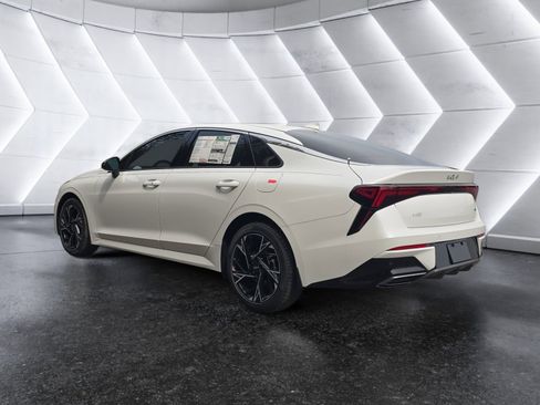 New 2026 Kia K5 GT-Line FWD image 3