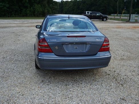 Used 2004 Mercedes-Benz E 500 4MATIC Sedan image 12