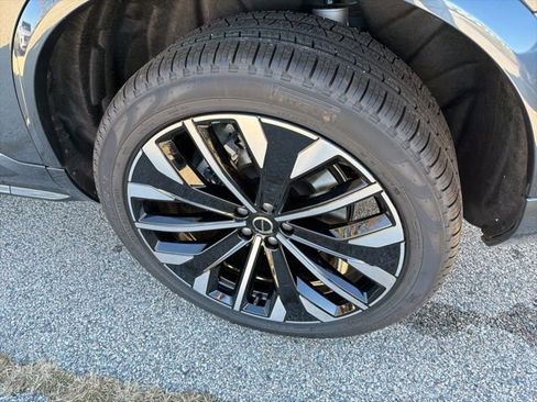 New 2026 Volvo XC90 B6 Ultra w/ Protection Package Premier image 6