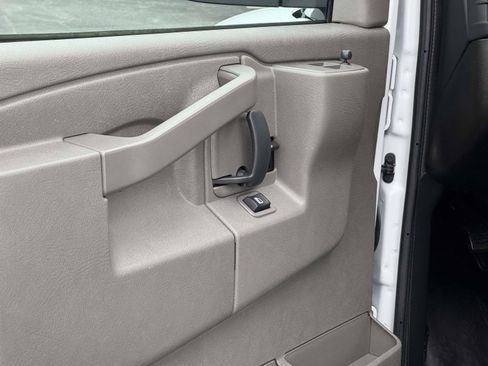 Used 2024 GMC Savana 2500 w/ Driver Convenience Package RWD image 19