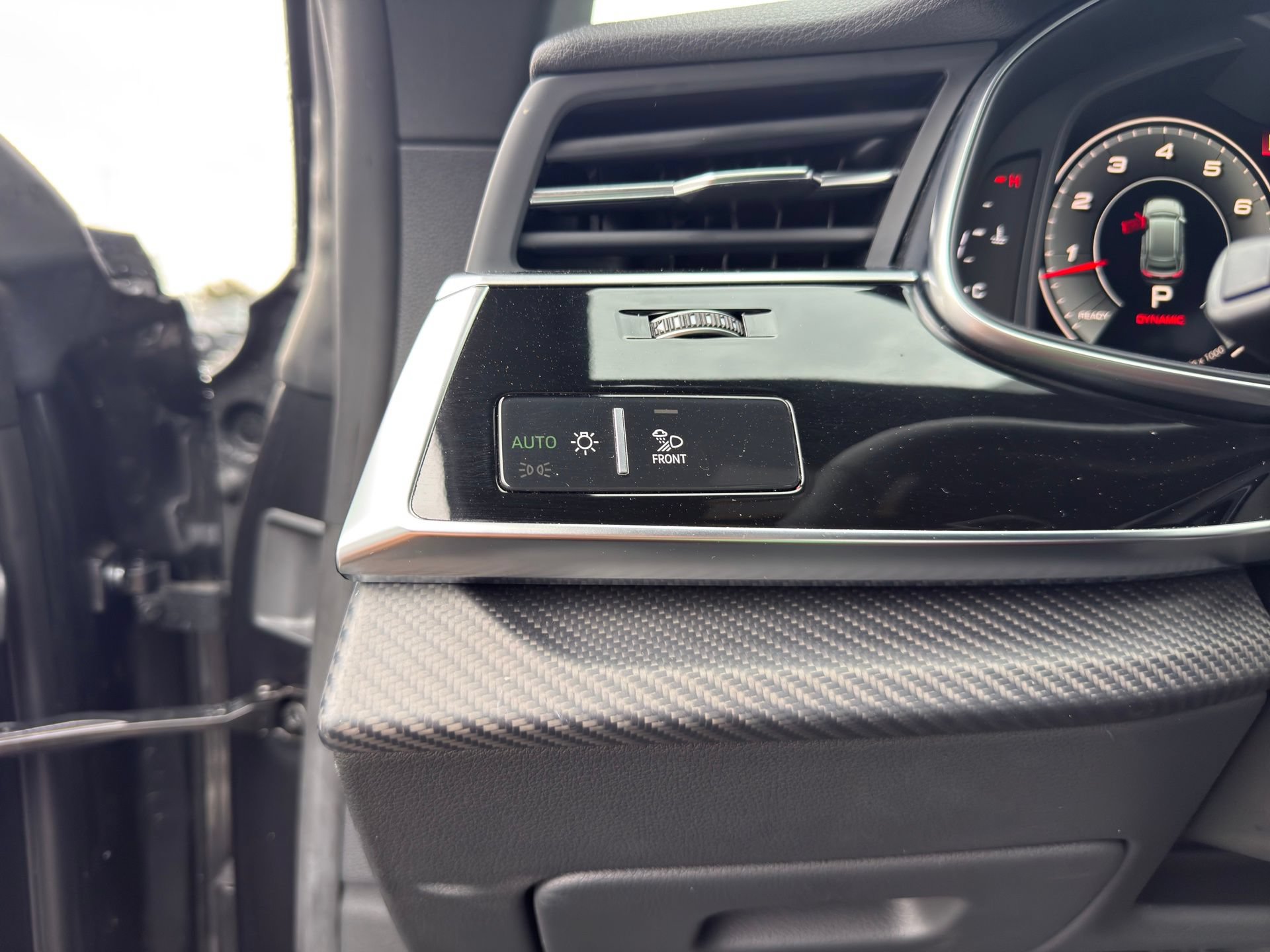 Used 2023 Audi SQ5 Premium Plus w/ Premium Plus Package AWD/4WD image 21