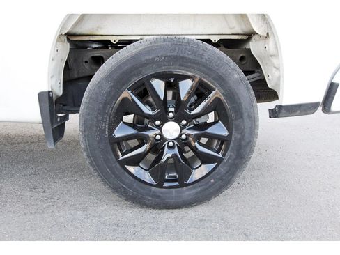 Used 2025 RAM 1500 Big Horn AWD/4WD image 32