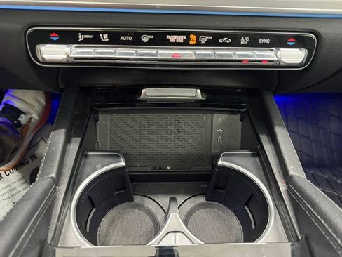 Used 2024 Mercedes-Benz GLE 450 4MATIC image 39