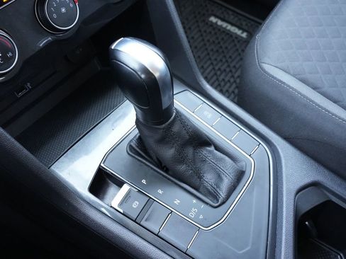 Used 2019 Volkswagen Tiguan S FWD image 12