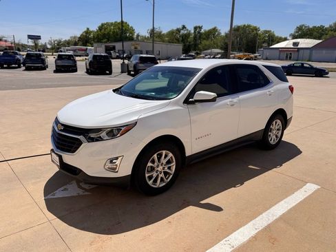 Used 2020 Chevrolet Equinox LT FWD image 8