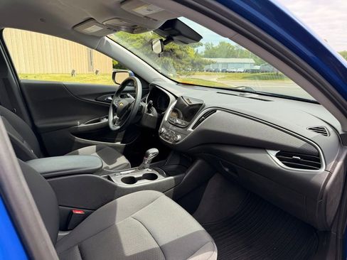 Used 2023 Chevrolet Malibu RS FWD image 20
