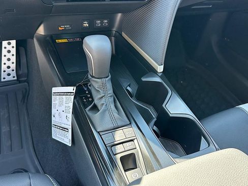 New 2026 Toyota Camry SE FWD image 14