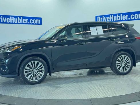 Used 2021 Toyota Highlander Platinum image 4