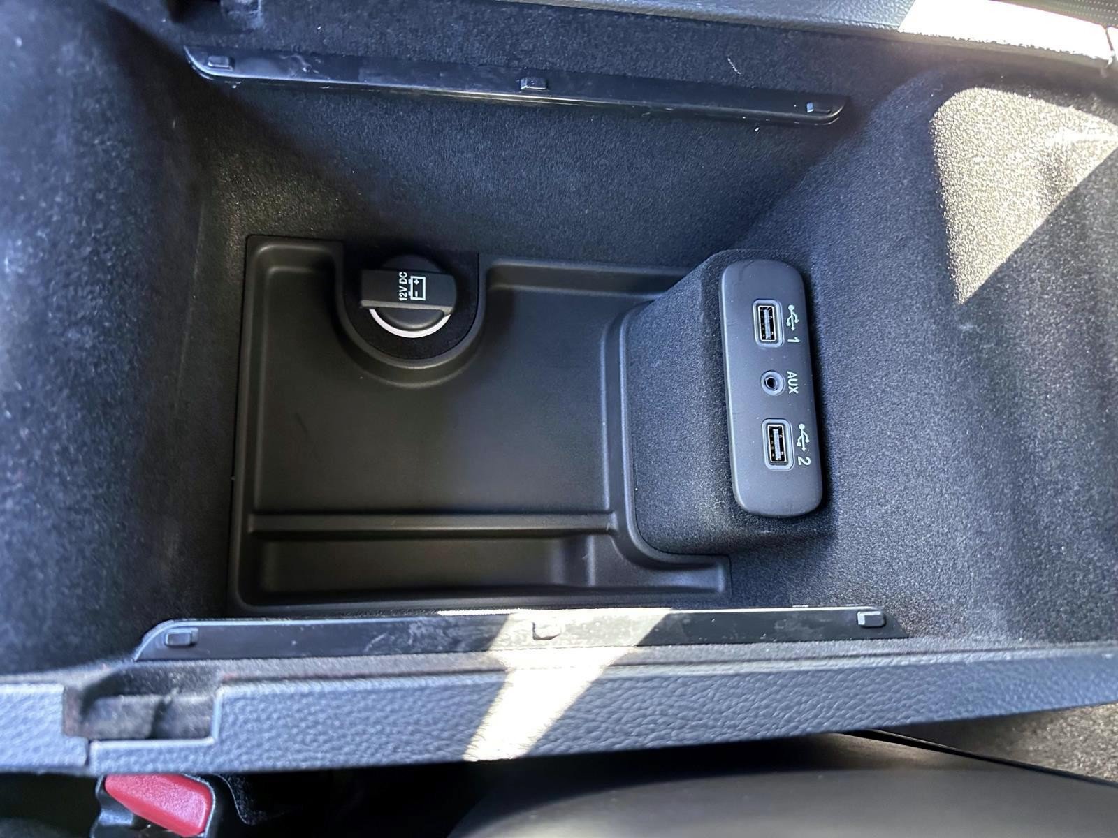 Used 2022 Chrysler 300 S w/ Comfort Group RWD image 28