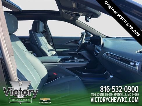 Used 2024 Cadillac Lyriq Sport w/ Nappa Leather Package image 17