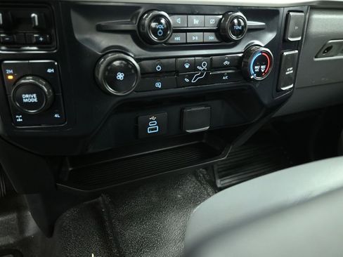 Certified 2023 Ford F250 XL w/ FX4 Off-Road Package AWD/4WD image 17