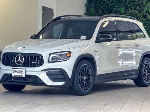 Used 2023 Mercedes-Benz GLB 35 AMG 4MATIC image 8