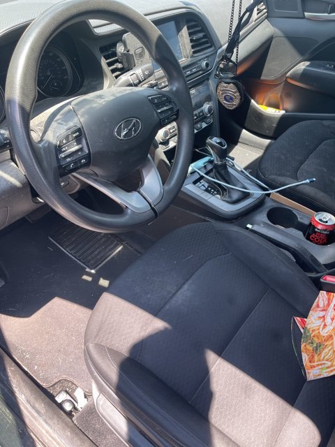Used 2020 Hyundai Elantra SEL w/ Cargo Package (C1) FWD image 3