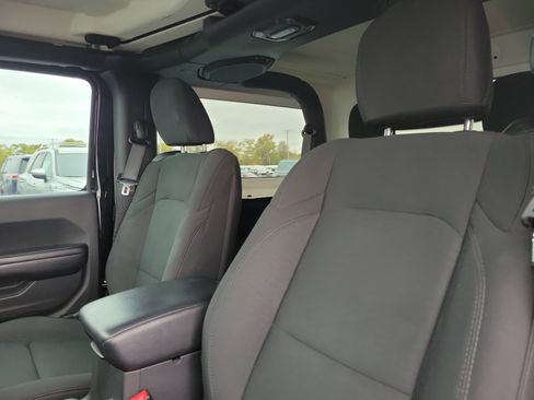 Used 2020 Jeep Wrangler Sport image 21