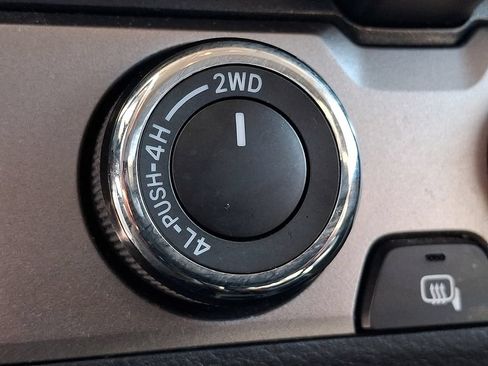 Used 2023 Toyota Tacoma SR AWD/4WD image 23