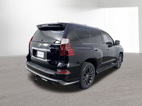 Used 2022 Lexus GX 460 Premium w/ Accessory Package AWD/4WD image 37