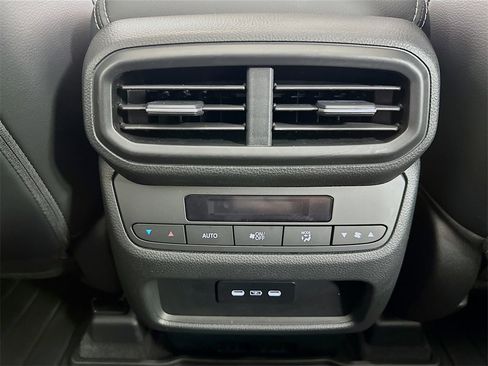 Certified 2025 Honda Pilot Touring image 27