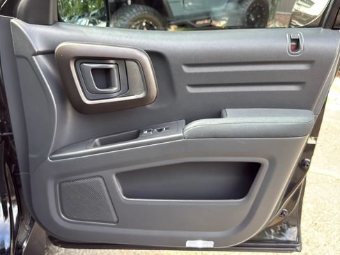 Used 2013 Honda Ridgeline Sport image 19