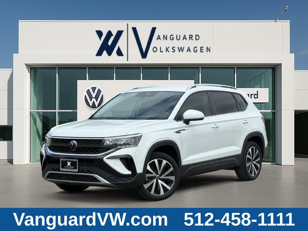 Used 2023 Volkswagen Taos SE FWD image 1