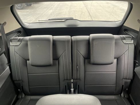 Used 2023 Volkswagen Atlas SE image 17