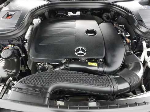 Used 2021 Mercedes-Benz GLC 300 4MATIC Coupe image 23