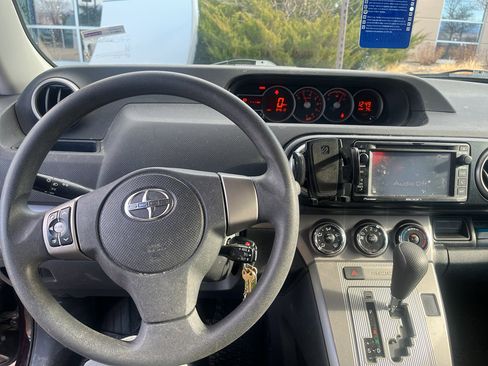 Used 2015 Scion xB image 5