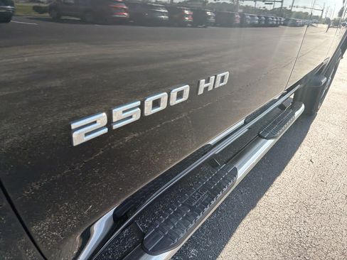 Used 2024 Chevrolet Silverado 2500 LTZ RWD image 11