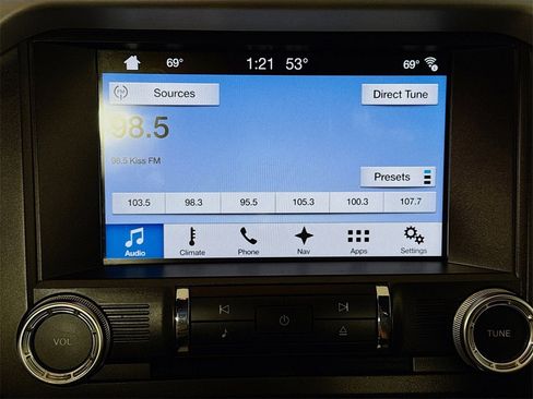 Used 2017 Ford Mustang Premium image 15