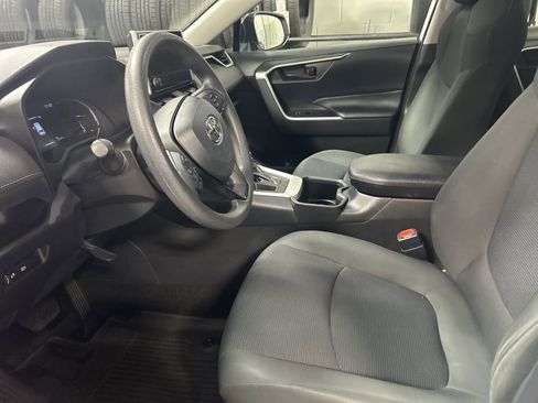 Used 2023 Toyota RAV4 LE image 14