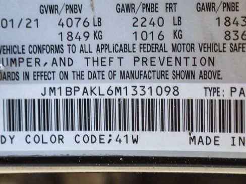 Used 2021 MAZDA MAZDA3 s image 22