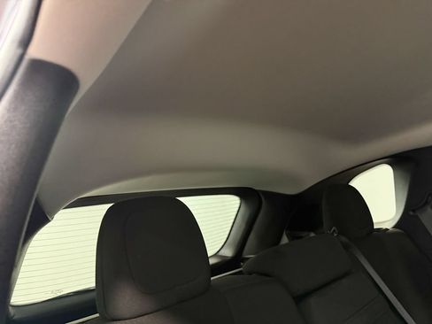 Used 2019 Jeep Cherokee Latitude w/ Comfort & Convenience Group AWD/4WD image 66