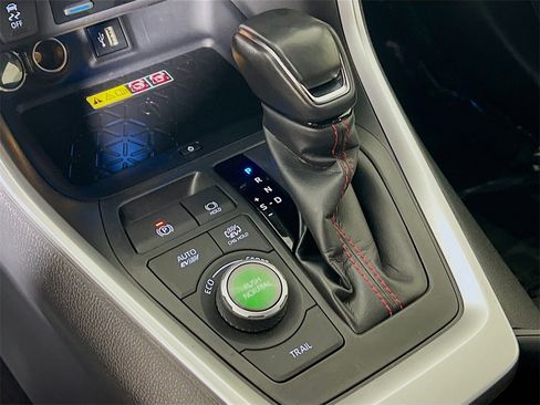 Used 2024 Toyota RAV4 XSE image 16